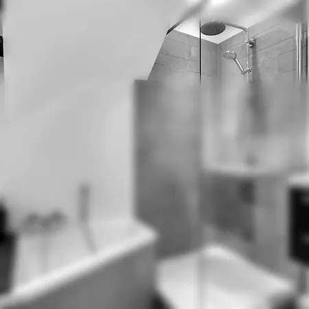 Lejlighed Perfect 3 Bedrooms Central *